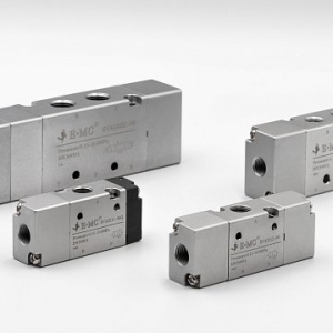 Распределители с пневмоуправлением