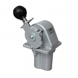 Распределитель двухходовой 386-90100-B с предохранительной скобой